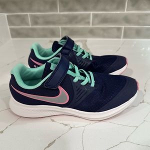 Nike Star Runner 2.0 Sneaker Size 3Y